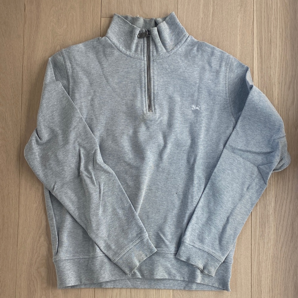 Burberry sweater